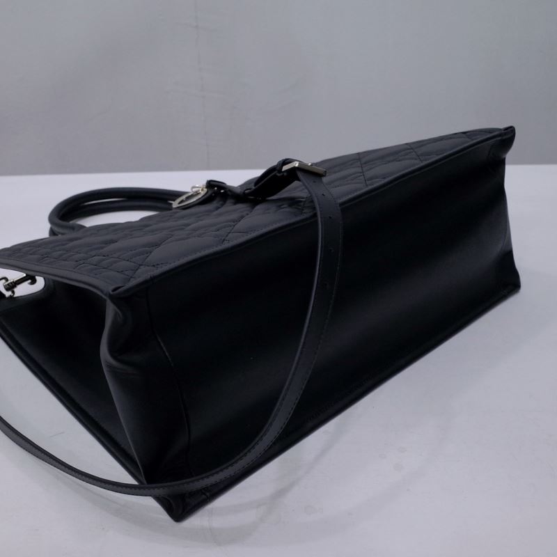 chr1st1an D10r shopping bags